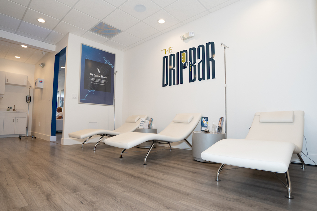 The DripBar Lounge with 3 chairs